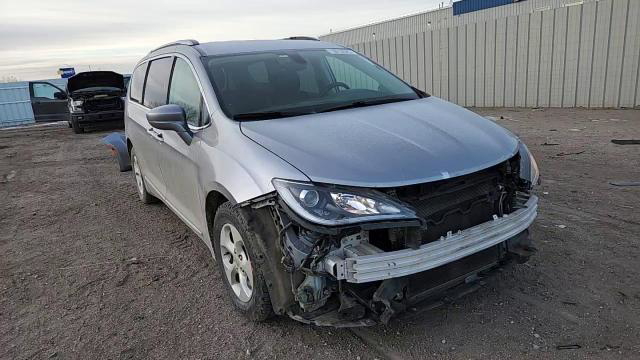 Chrysler Pacifica 2017