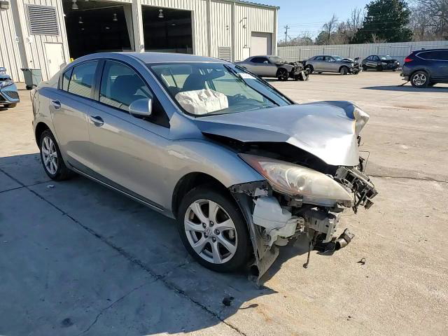 Mazda 3 2011
