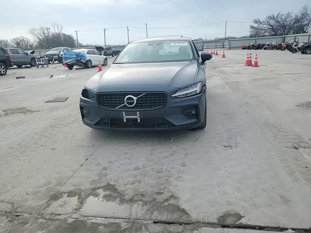Volvo S60 2021