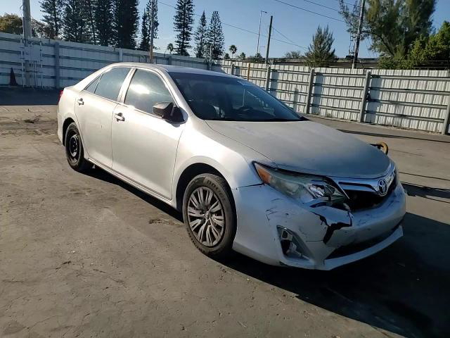 Toyota Camry 2012