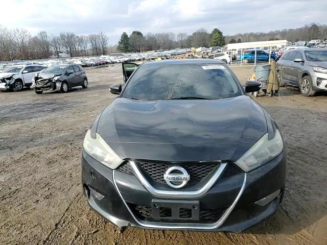 Nissan Maxima 2018