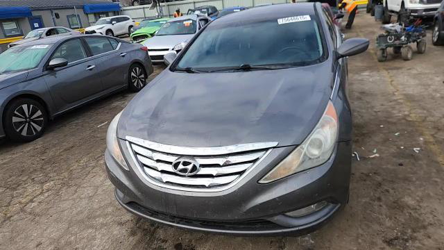 Hyundai Sonata 2011