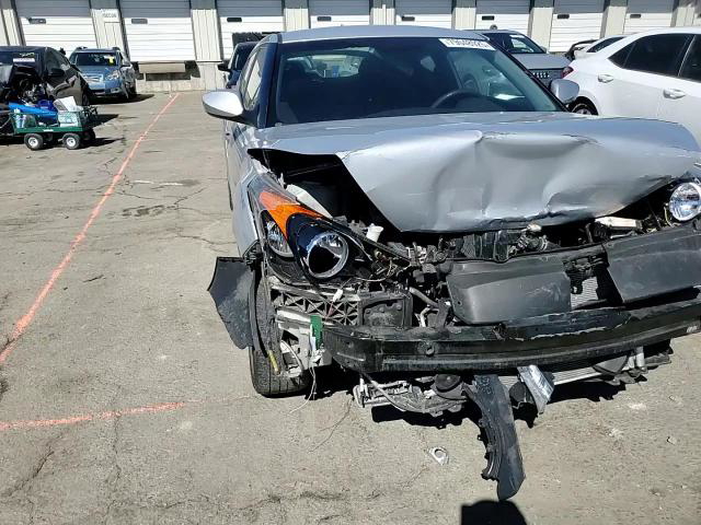 Hyundai Veloster 2016
