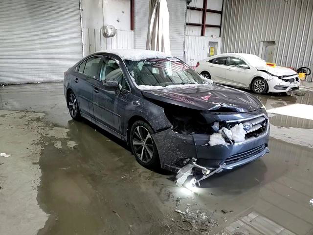 Subaru Legacy 2015