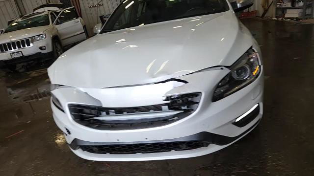 Volvo V60 2015