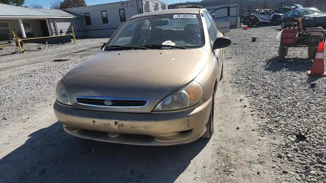 Kia Rio 2001