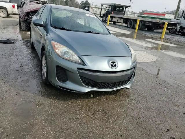Mazda 3 2012