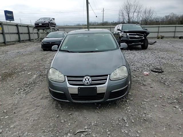Volkswagen Jetta 2010