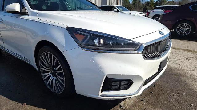 Kia Cadenza 2017