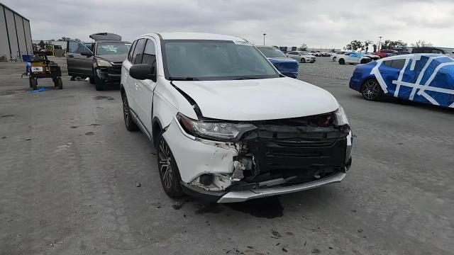 Mitsubishi Outlander 2017