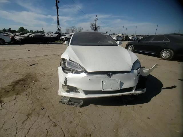 Tesla Model S 2019