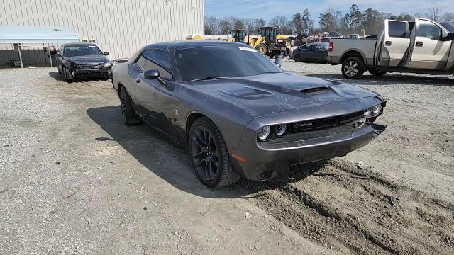 Dodge Challenger 2021