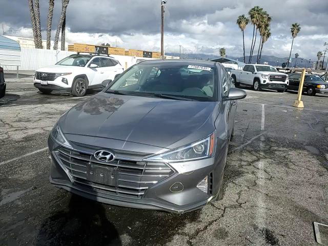 Hyundai Elantra 2020