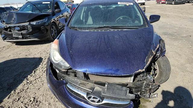 Hyundai Elantra 2013