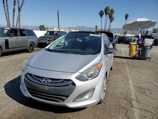 Hyundai Elantra 2013