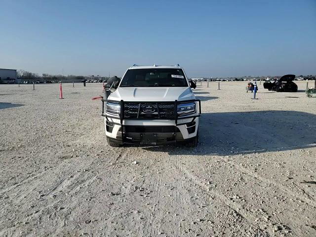 Ford Expedition 2023