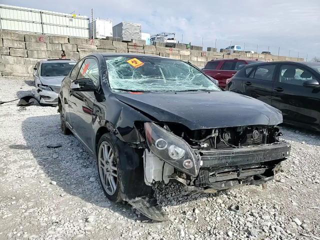 Toyota  2010