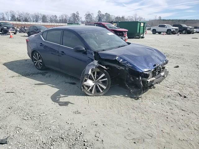 Altima 2021