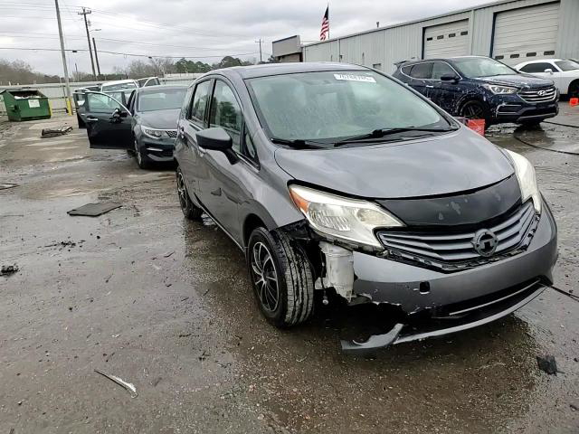 Nissan Versa 2016