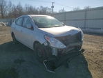 Nissan Versa 2016