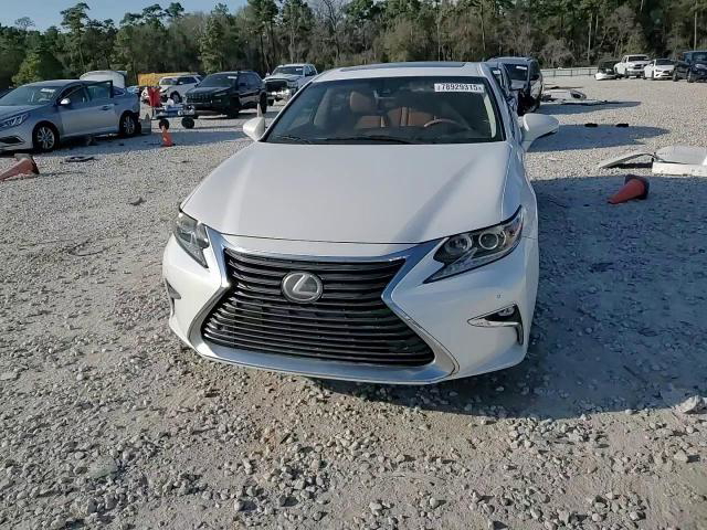 Lexus ES 2016