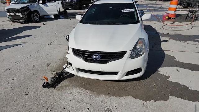 Nissan Altima 2012