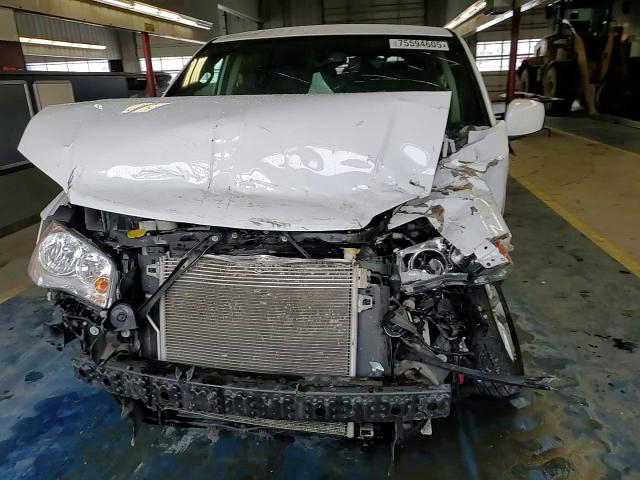 Dodge Caravan 2016