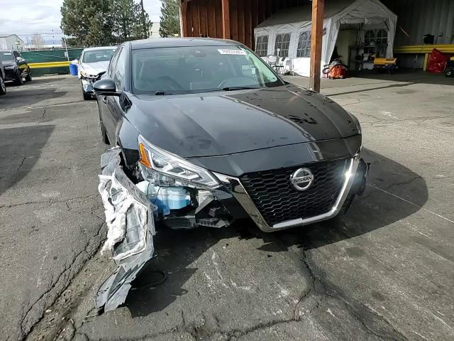 Nissan Altima 2020