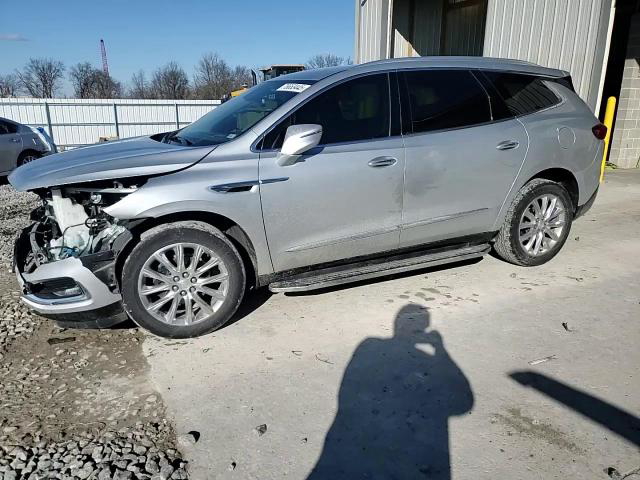 Buick Enclave 2021