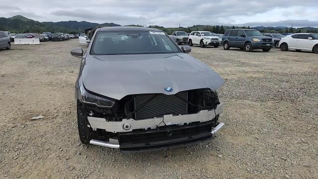 BMW i5 2024