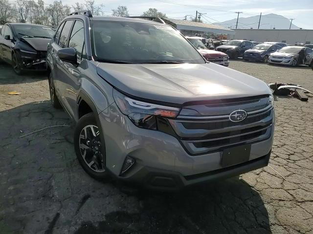 Subaru Forester 2025