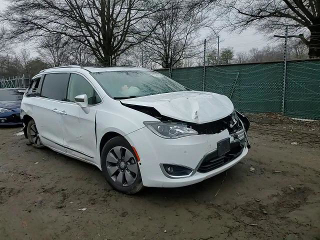 Chrysler Pacifica 2017