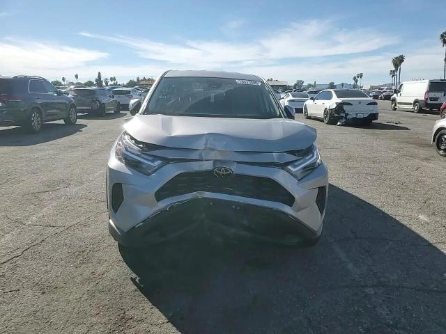 Toyota RAV 4 2025