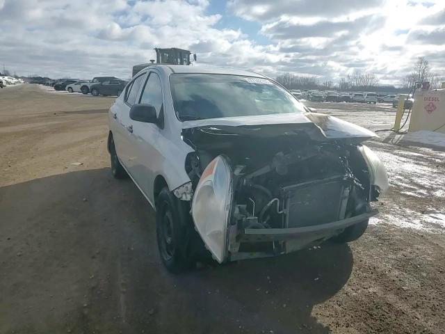 Nissan Versa 2012