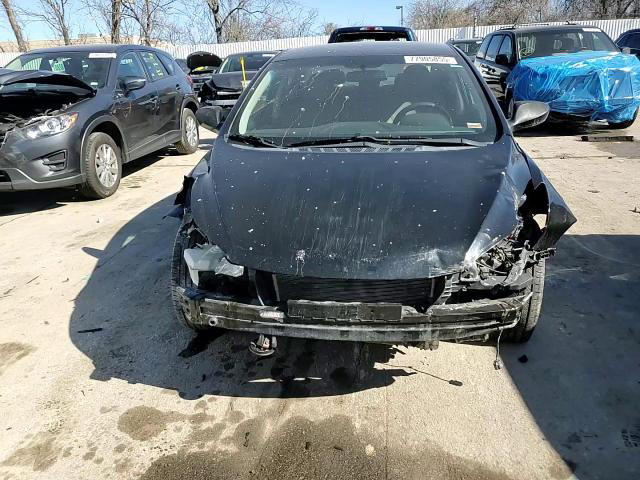 Hyundai Elantra 2011