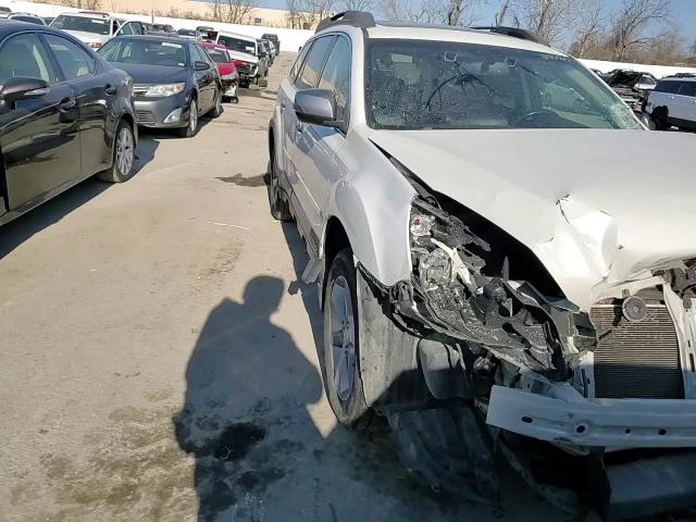 Subaru Outback 2014