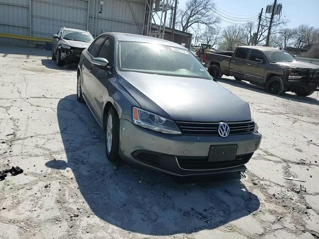 Volkswagen Jetta 2013