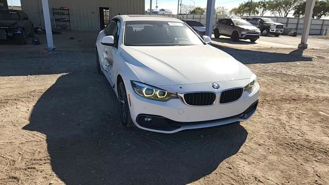 BMW Series 4 2019