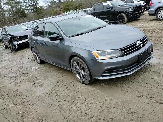 Volkswagen Jetta 2015