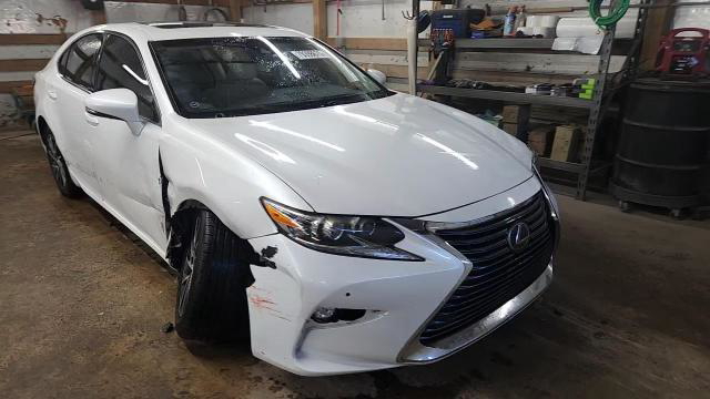 Lexus ES 2016
