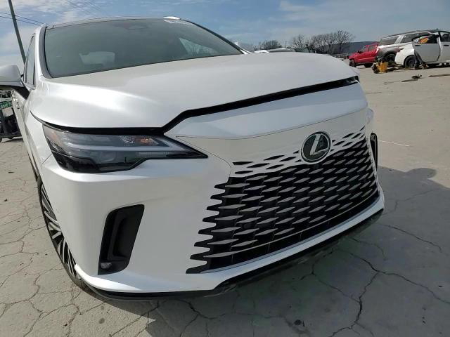 Lexus RX 2025