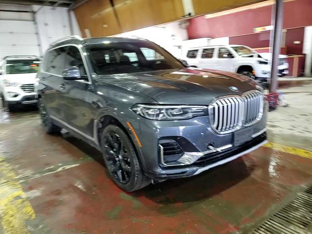BMW X7 2020