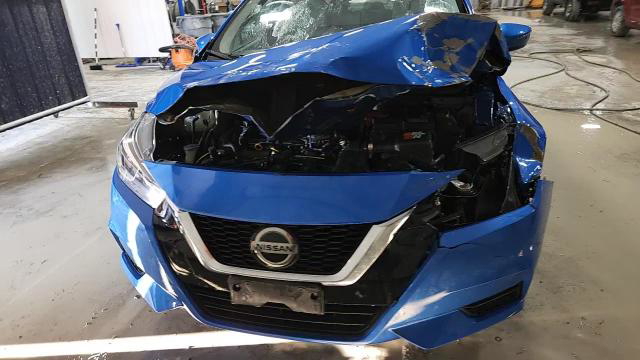 Nissan Versa 2021