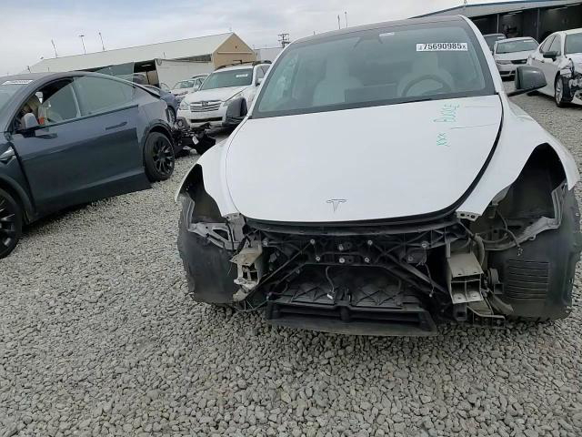 Tesla Model Y 2020