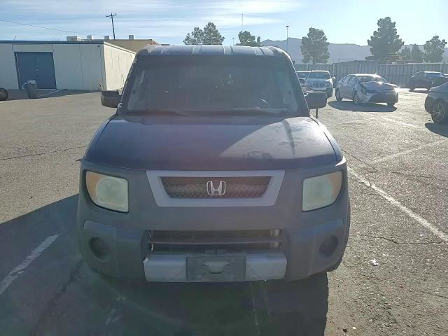 Honda Element 2003