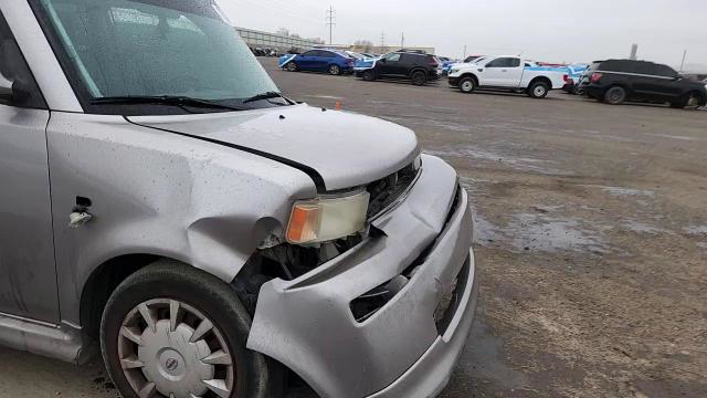 Scion xB 2006