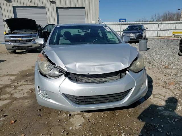 Hyundai Elantra 2013