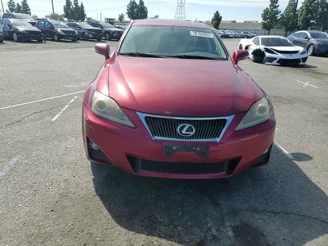 Lexus IS 2011