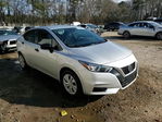 Nissan Versa 2021