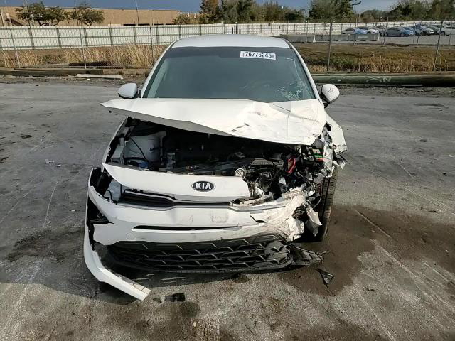 Kia Rio 2021